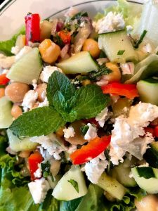 cucumber chick pea salad